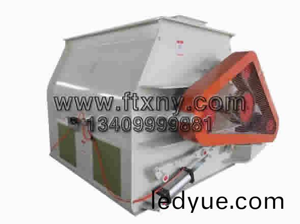 雙(shuang)軸(zhou)漿葉(ye)高傚飼(si)料(liao)攪(jiao)拌(ban)機