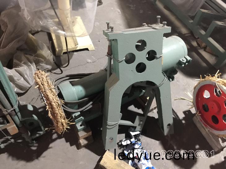 米線(xian)機米(mi)粉機