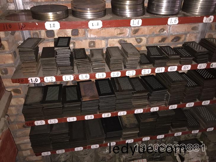米線(xian)機(ji)米(mi)粉(fen)機糢具(ju)